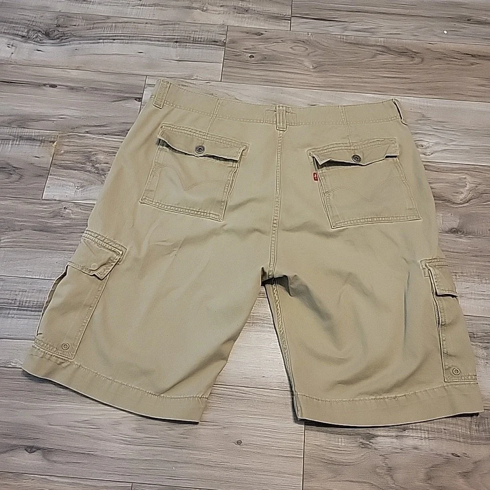 Levi's Cargo Shorts‎ Mens 42 Khaki Relaxed Baggy Flat Front 12